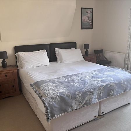 The Sheldon B&B - Free Private Parking Eastbourne Exteriör bild