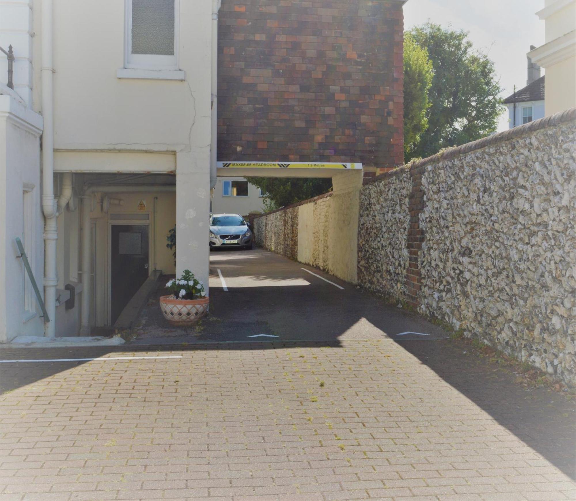 The Sheldon B&B - Free Private Parking Eastbourne Exteriör bild