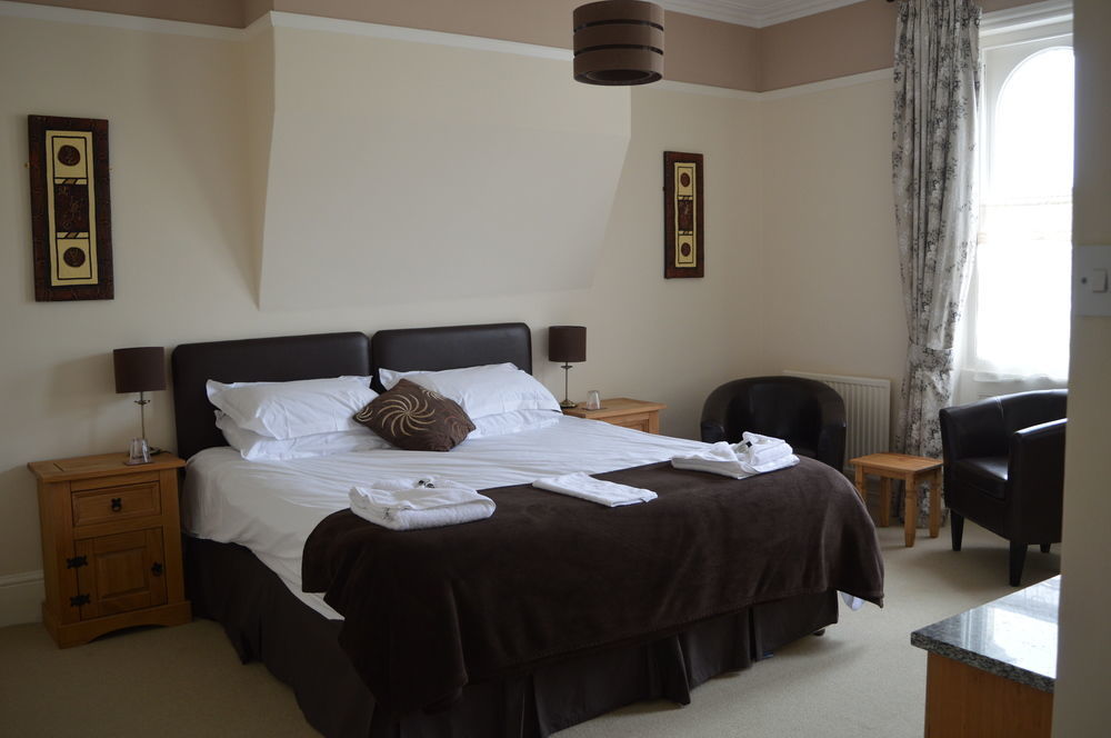 The Sheldon B&B - Free Private Parking Eastbourne Exteriör bild