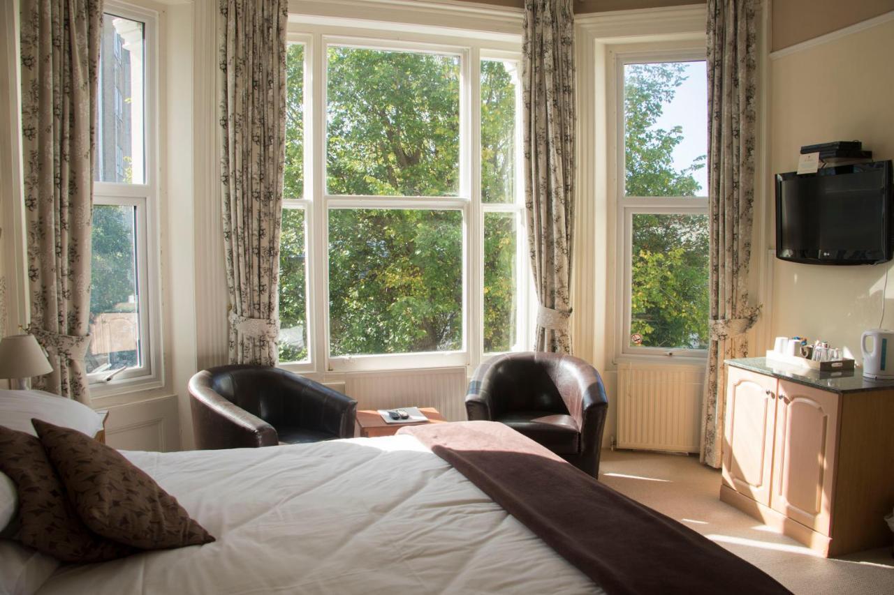 The Sheldon B&B - Free Private Parking Eastbourne Exteriör bild